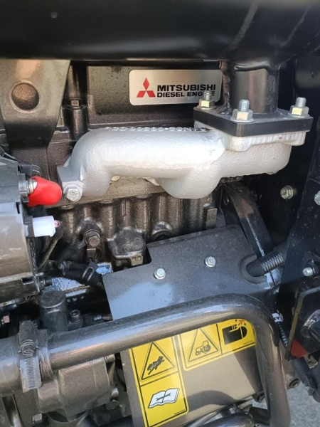 Kleintraktor  TAFE 6028 H mit hydrostatischem Antrieb